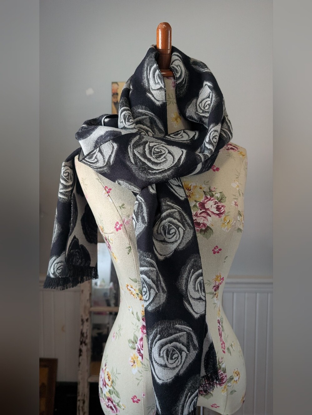 Black & Gray Rose Pattern Wool Blend  Scarf  Women's Accessory